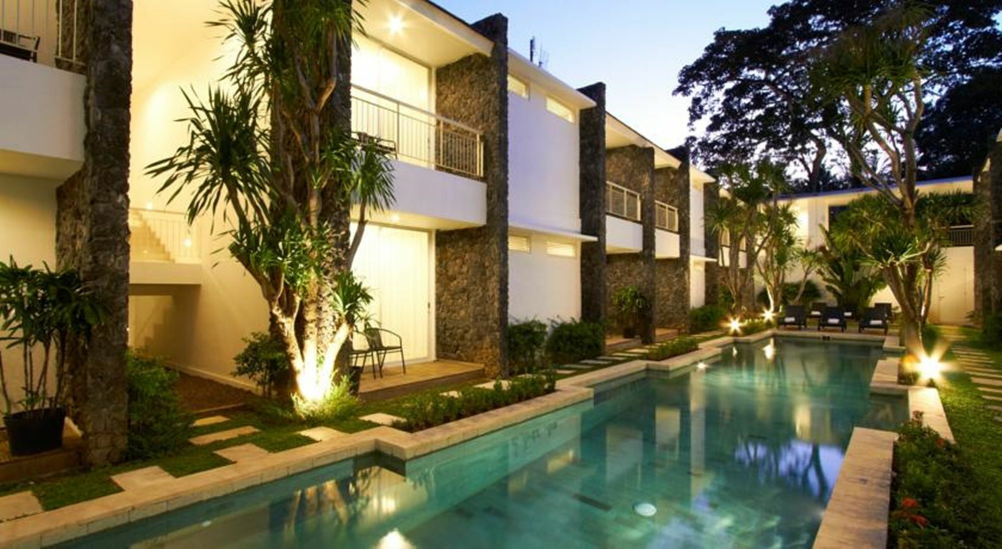 Oyo Flagship 1472 Astana Pengembak Sanur Hotel Exterior photo