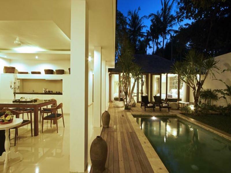 Oyo Flagship 1472 Astana Pengembak Sanur Hotel Exterior photo